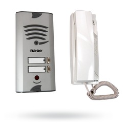 Audiovrátný ke vstupu do domu pro 4 účastníky TES